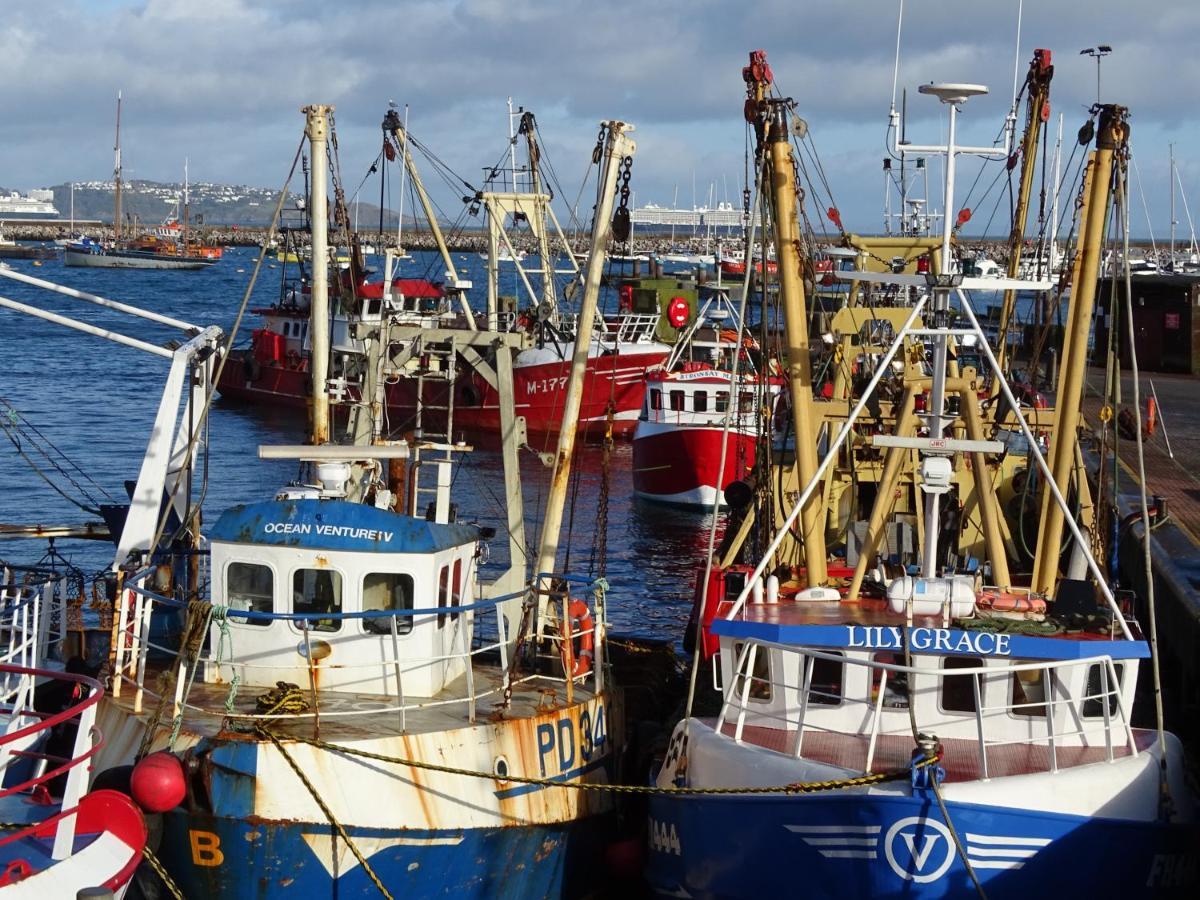 Beacon House B&B Brixham Esterno foto