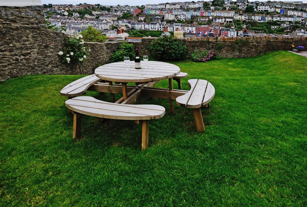 Beacon House B&B Brixham Esterno foto