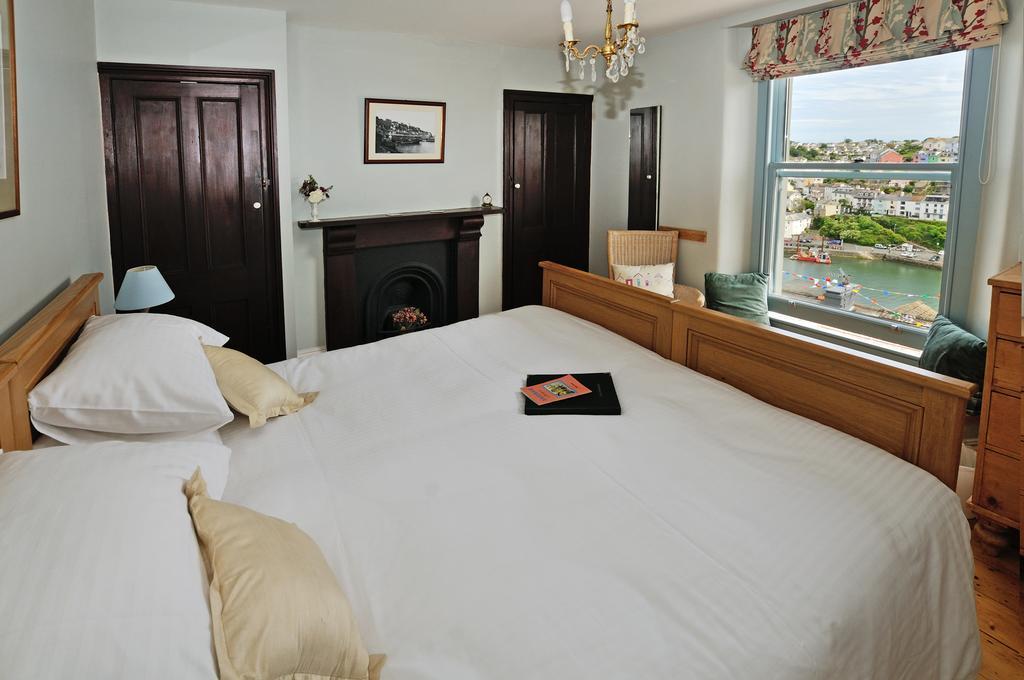 Beacon House B&B Brixham Esterno foto
