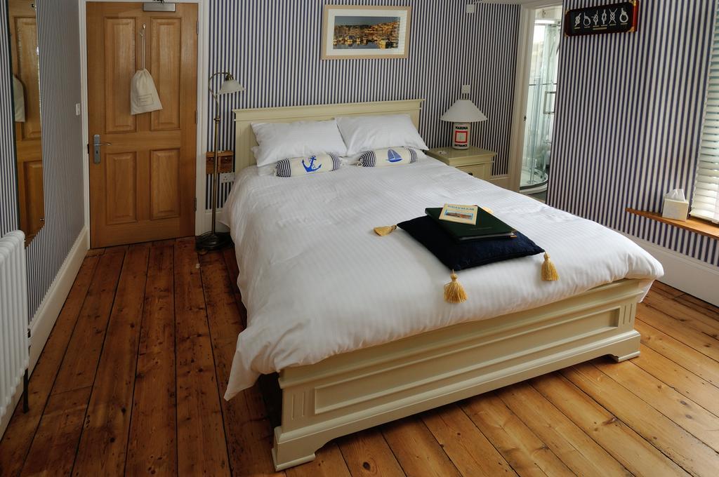 Beacon House B&B Brixham Esterno foto