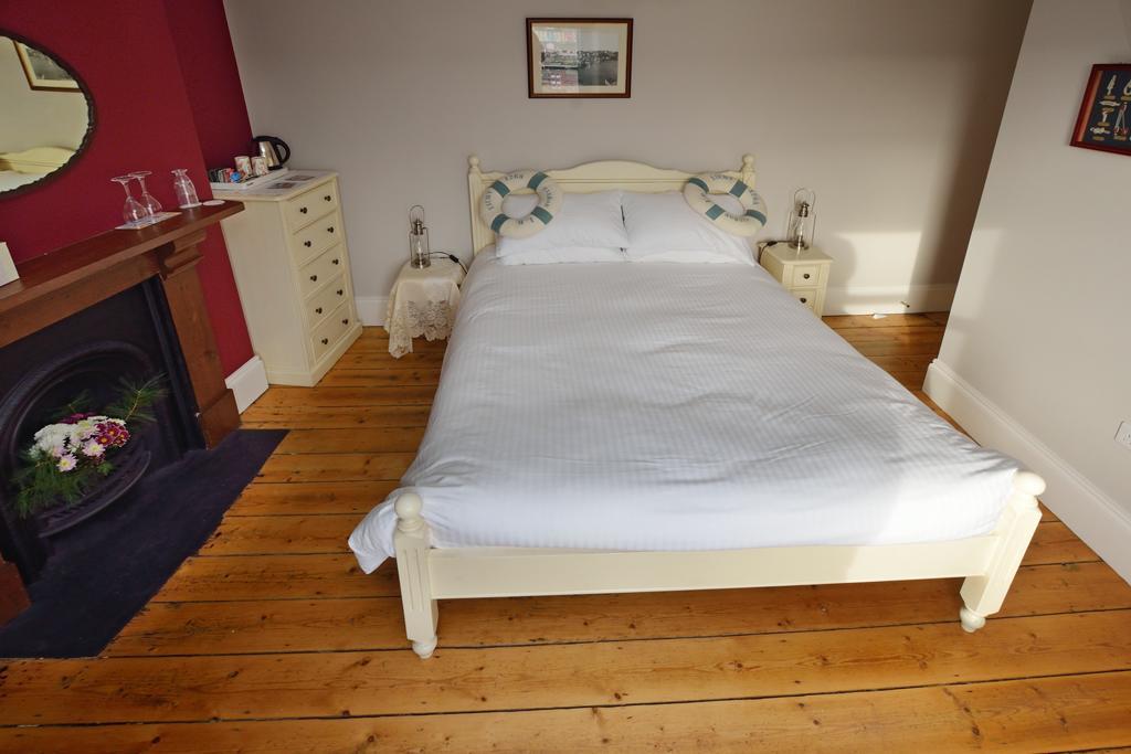 Beacon House B&B Brixham Esterno foto